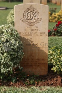 BEIRUT WAR CEMETERY - HUNT, RONALD GEORGE